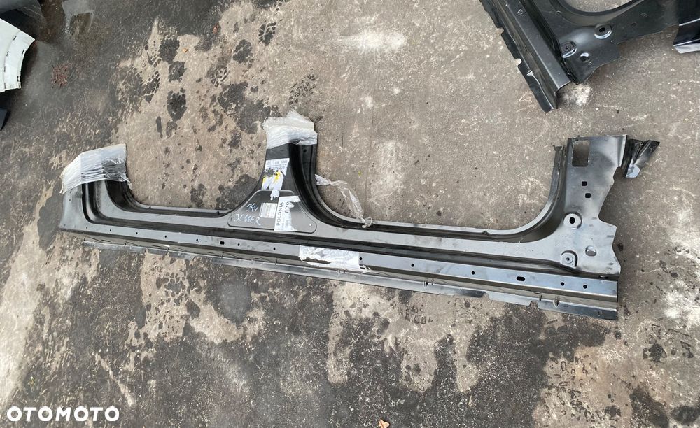 DACIA JOGGER Nowy oryginalny PRÓG PRAWY SŁUPEK Środkowy BŁOTNIK TYLNY nowe  poszycie progu prawe Wwa   Sandero 3 III STEPWAY LOGAN III - 1