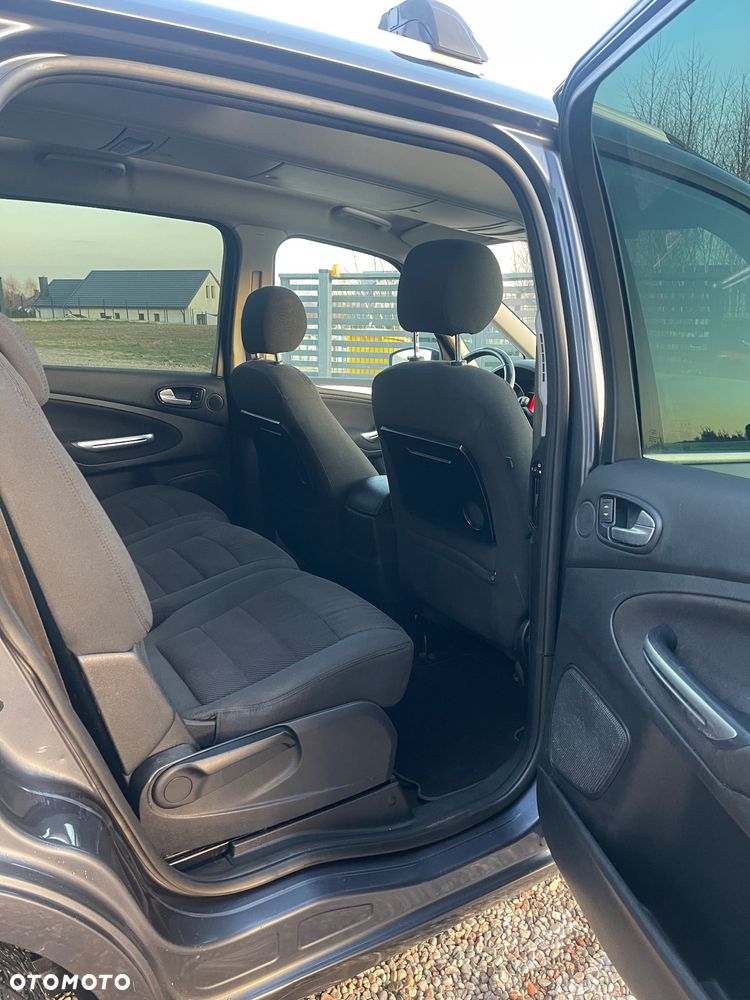 Ford Galaxy 2.0 TDCi Ambiente - 15