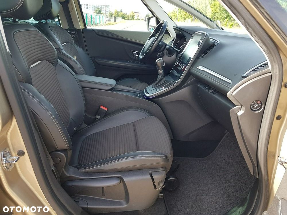 Renault Scenic TCe 140 GPF EDC BOSE EDITION - 17
