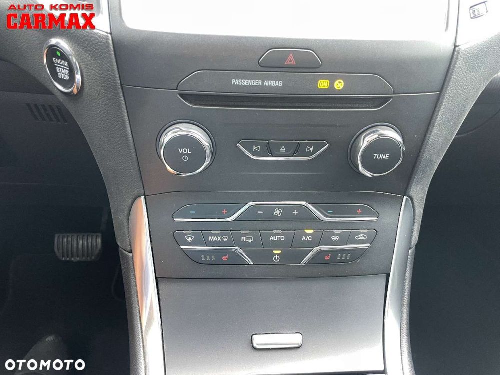 Ford S-Max - 25