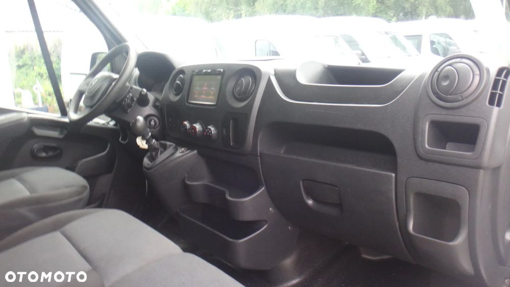 Renault Master - 11