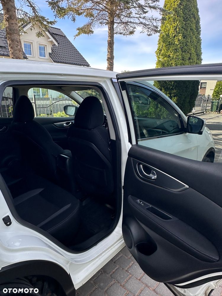 Nissan Qashqai 1.2 DIG-T Xtronic TEKNA+ - 34