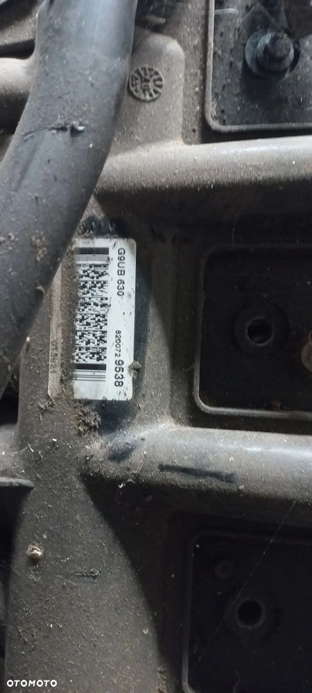 POKRYWA ZAWORÓW 8200627939 MASTER 2.2 2.5 DCI - 2