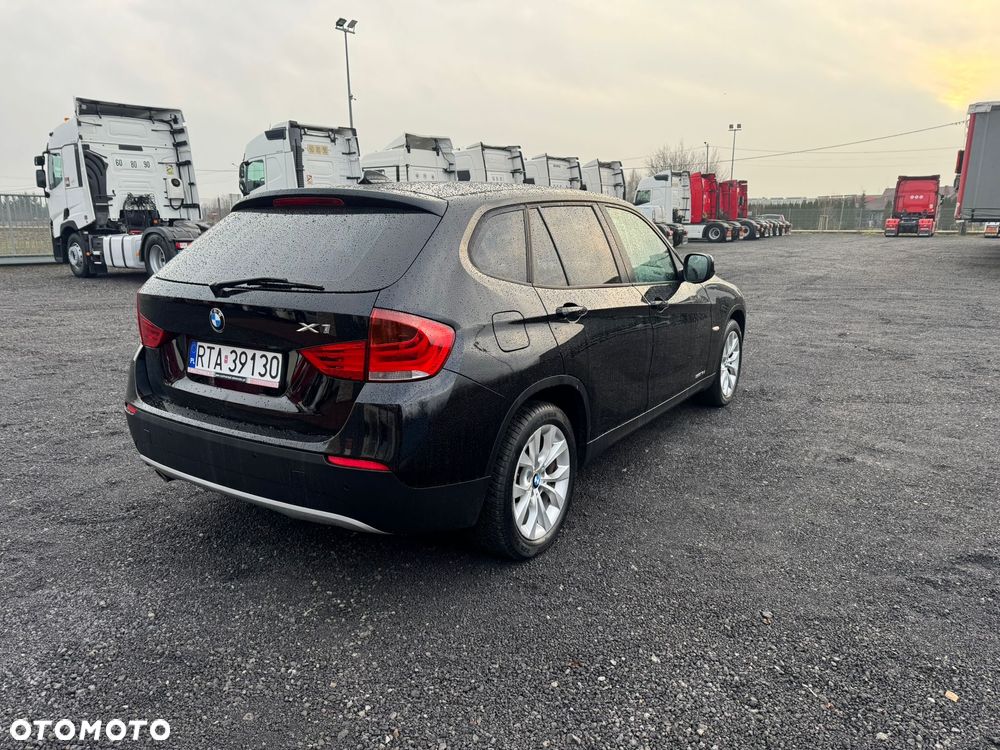 BMW X1 sDrive18d - 6