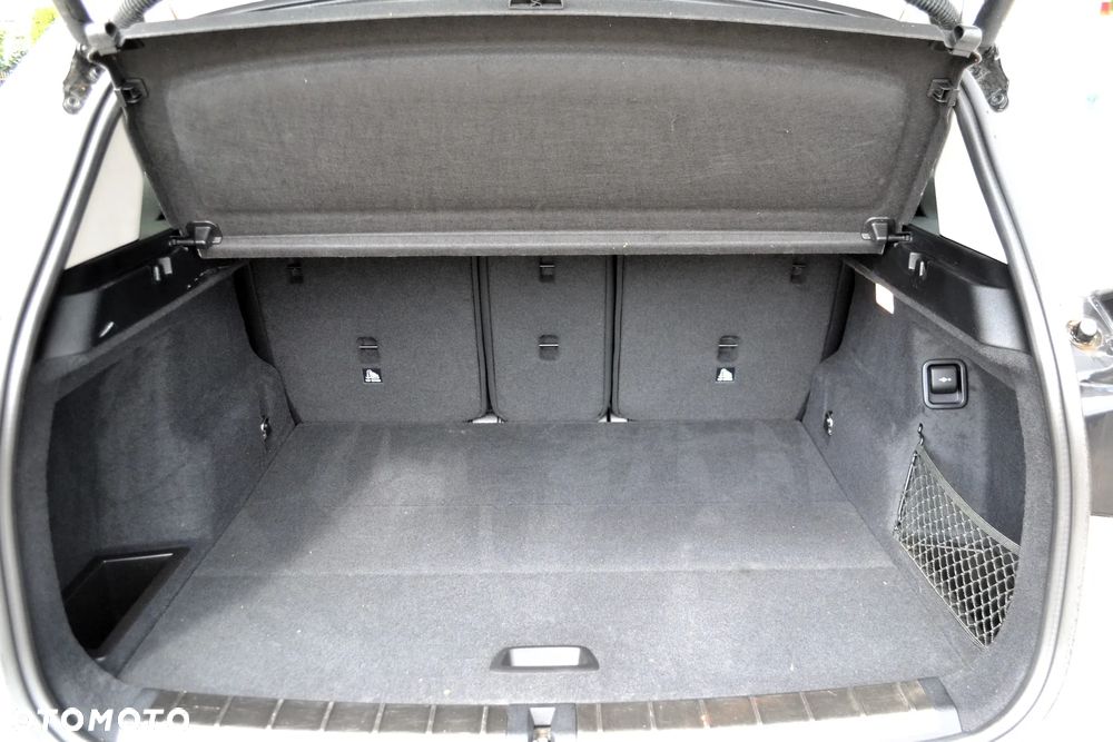 BMW X1 sDrive18i Advantage - 12