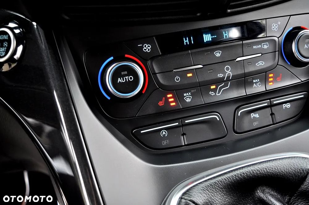Ford Kuga 1.5 EcoBoost 2x4 ST-Line - 30