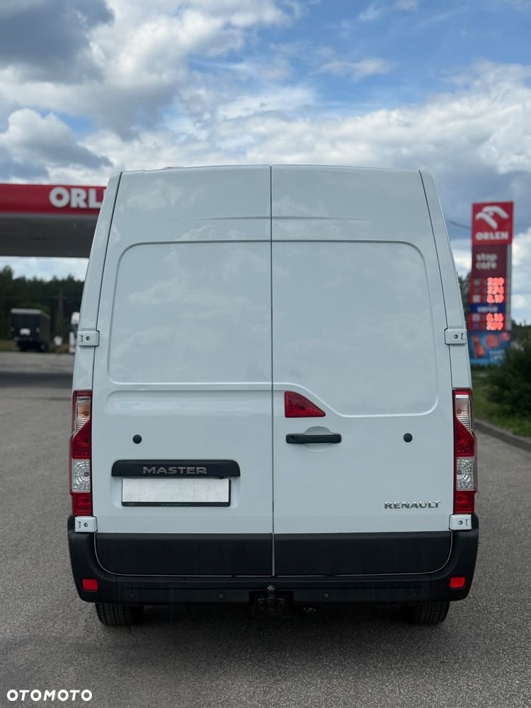Renault Master - 24