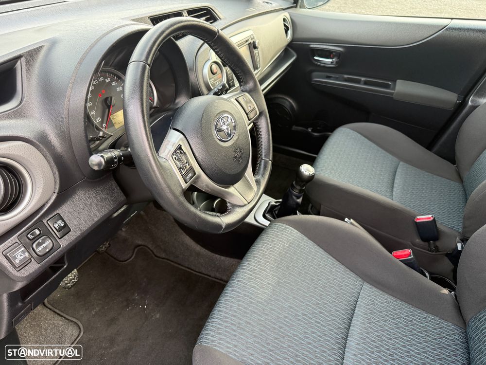Toyota Yaris 1.0 VVT-i ACtive+AC - 29