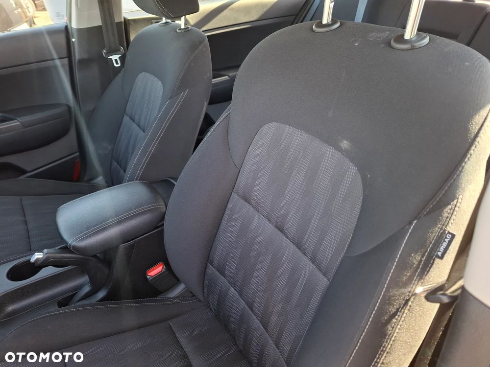 Kia Sportage 1.6 CRDI 2WD SPIRIT - 24