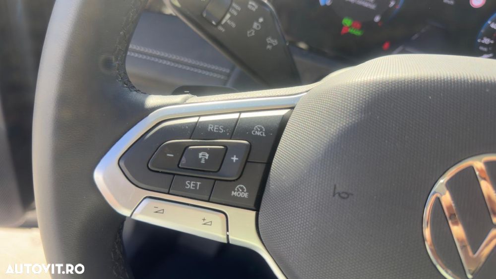 Volkswagen Tiguan - 10