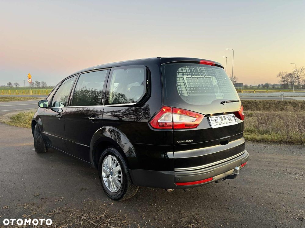 Ford Galaxy 2.0 Ghia - 7