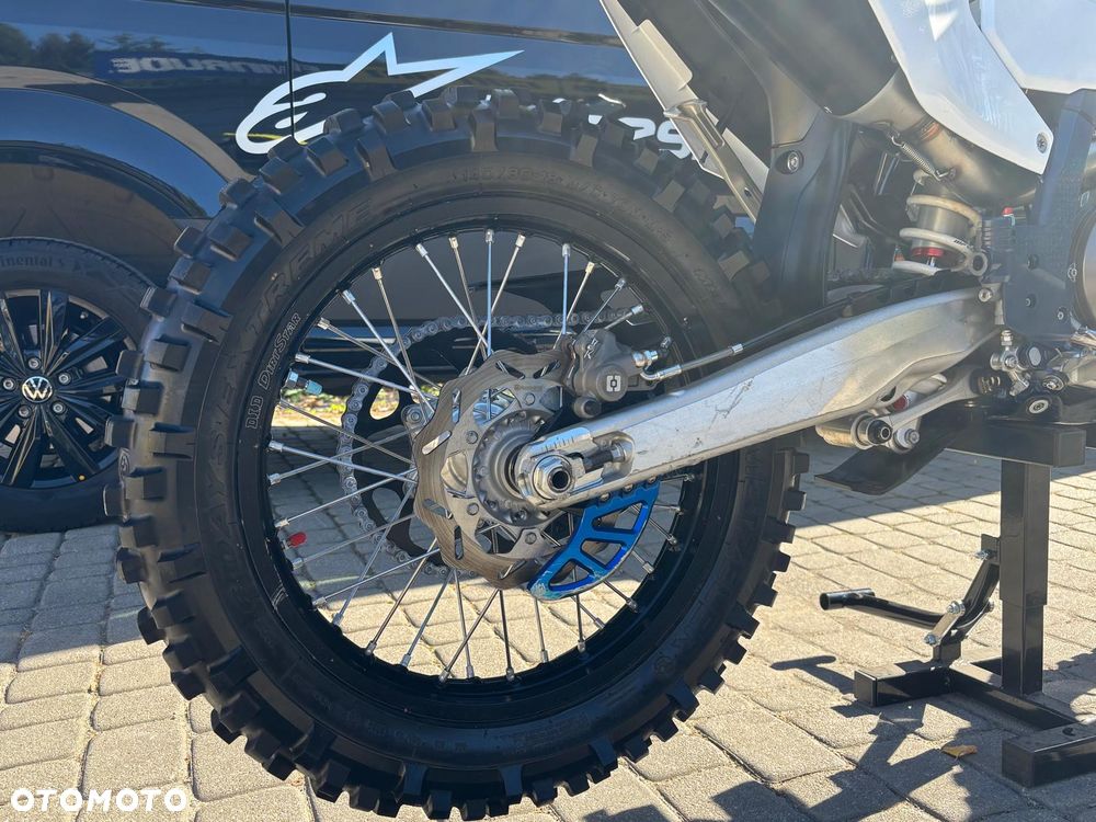Husqvarna FE - 3