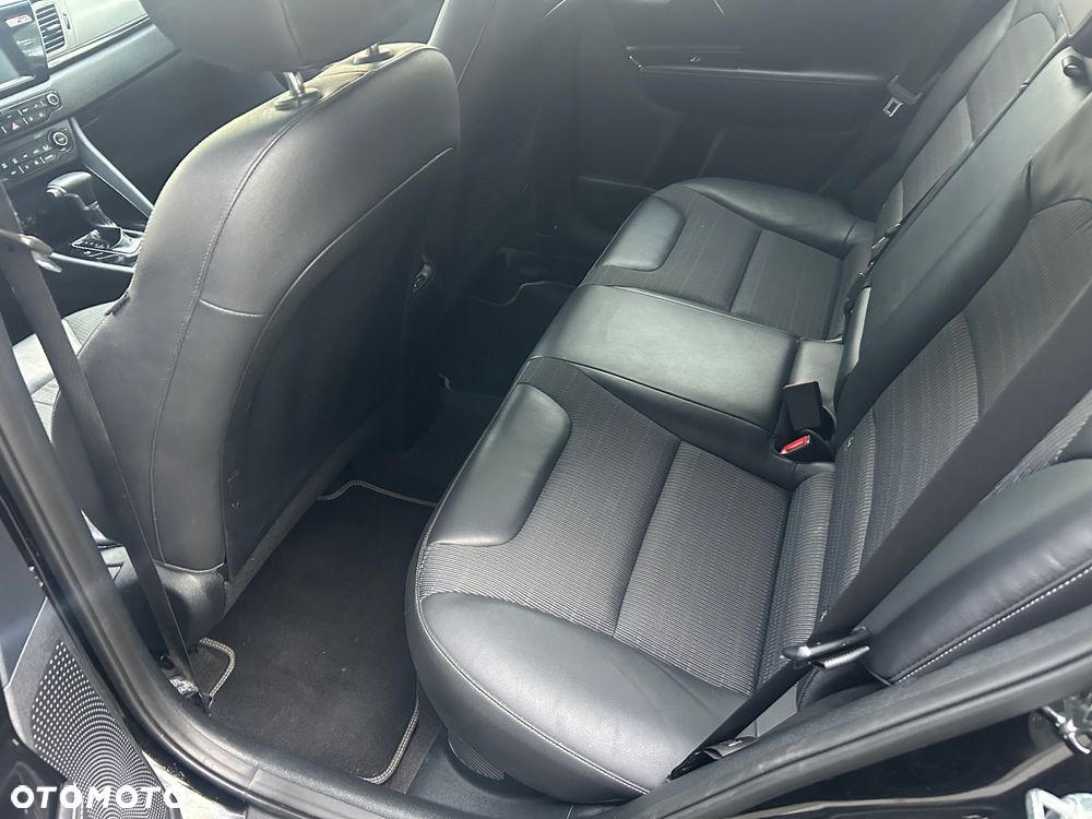 Kia Niro 1.6 GDI Hybrid M - 8