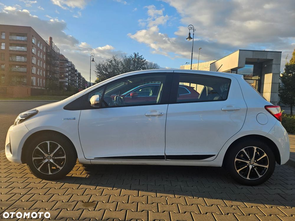 Toyota Yaris 2018 photo 3