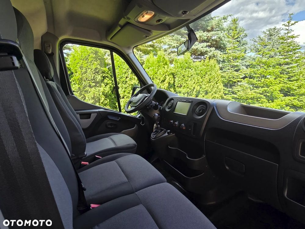 Renault Master - 24