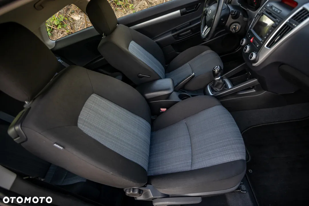 Kia ProCeed pro Ceed 1.6 CRDi EX - 19