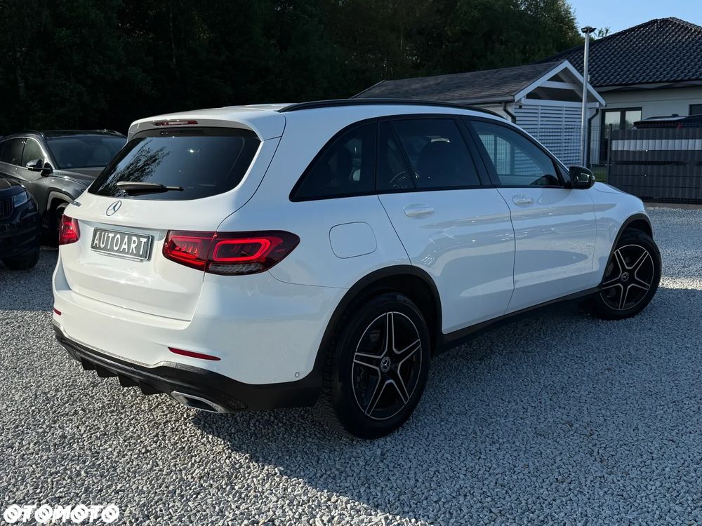 Mercedes-Benz GLC 200 d 4Matic 9G-TRONIC AMG Line - 17
