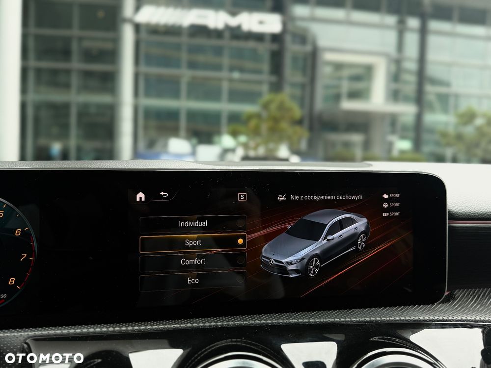 Mercedes-Benz Klasa A 220 4Matic 7G-DCT AMG Line - 20