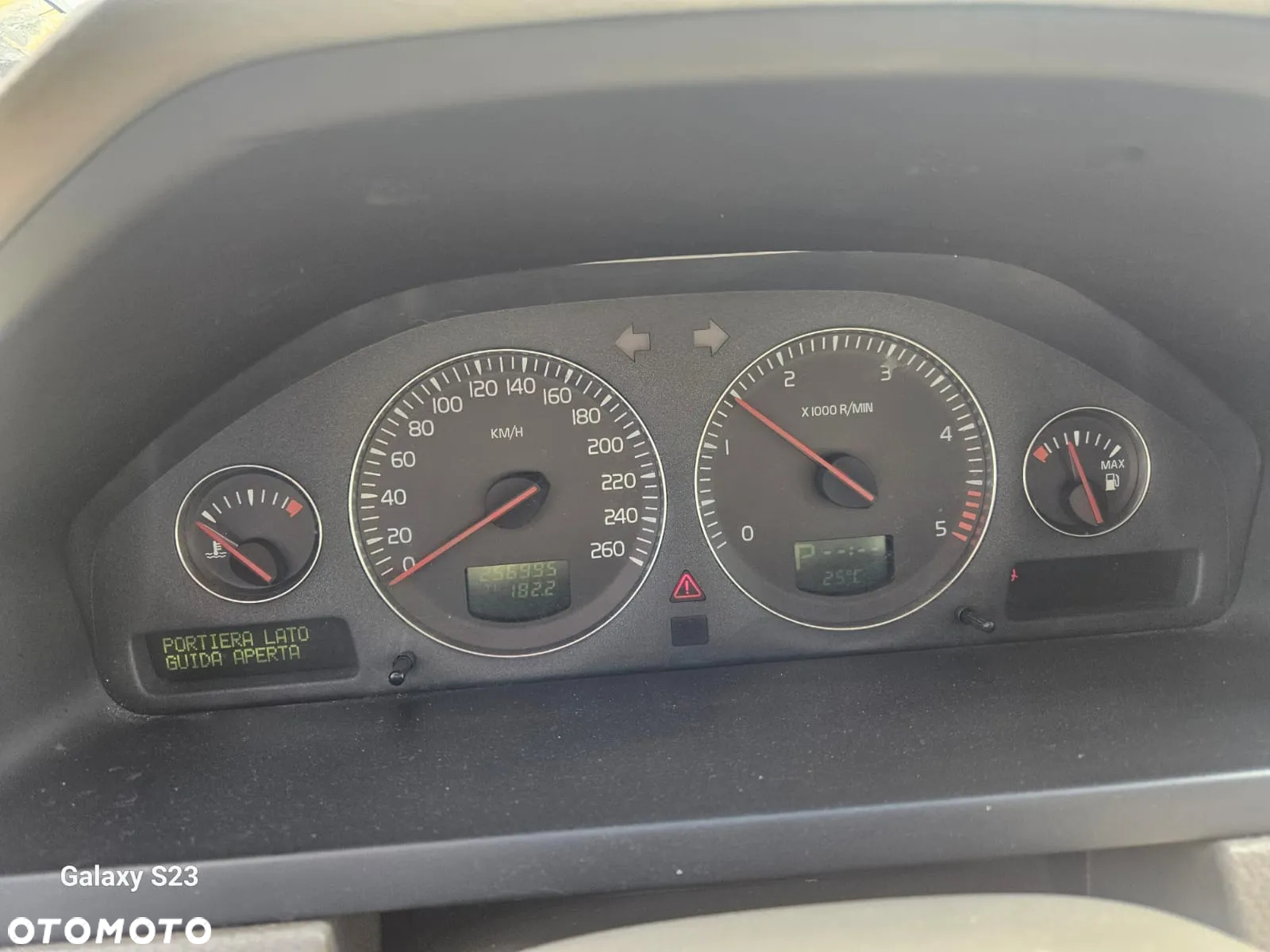 Volvo XC 90 2.4 D5 - 10