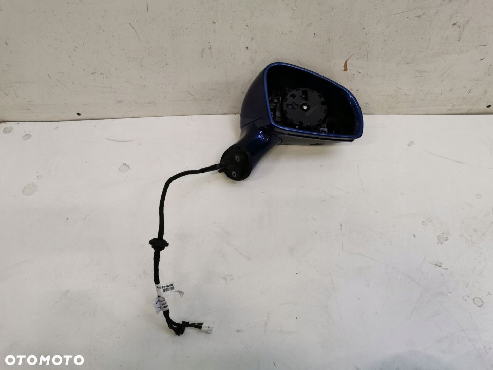 LUSTERKO MERCEDES SLK W172 RH. A1728102600 - 2