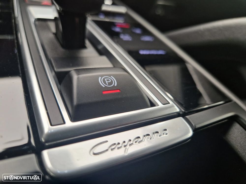 Porsche Cayenne E-Hybrid - 27