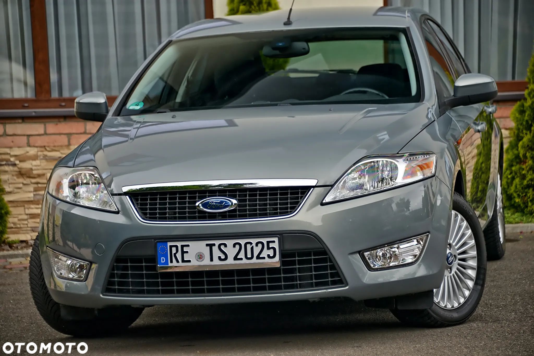 Ford Mondeo 1.6 Trend - 1