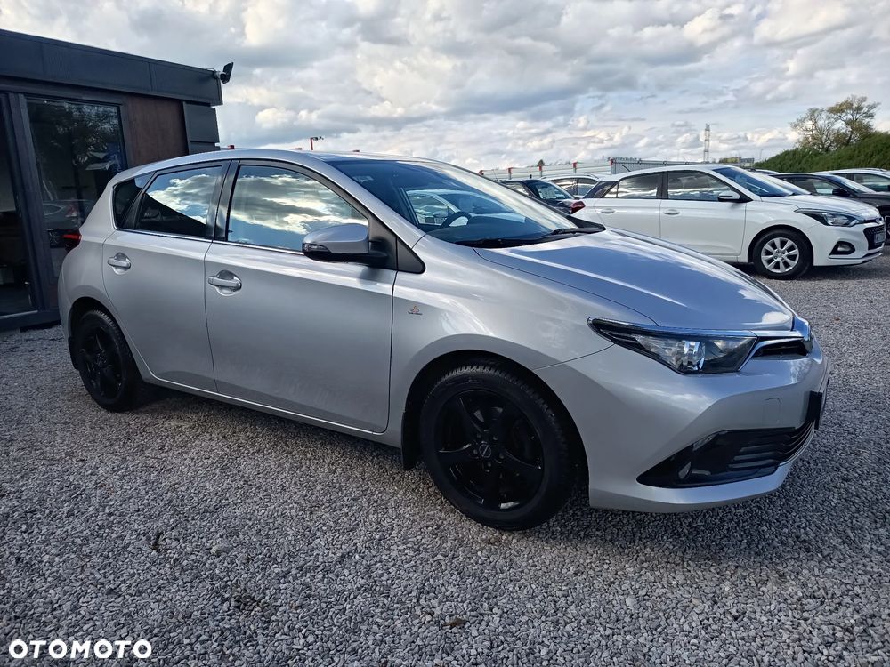 Toyota Auris 1.33 VVT-i Premium - 6