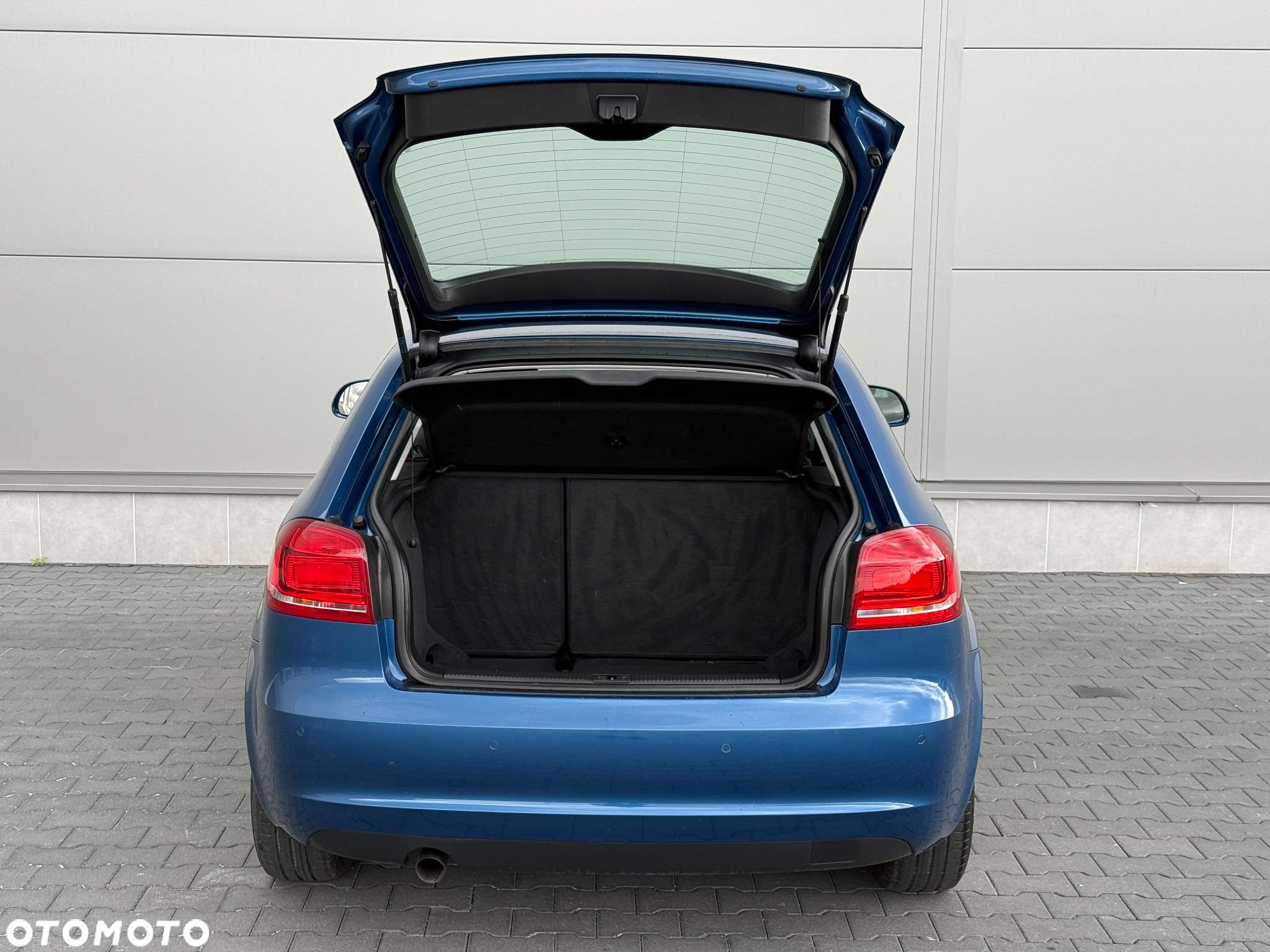 Audi A3 1.6 TDI Attraction - 22