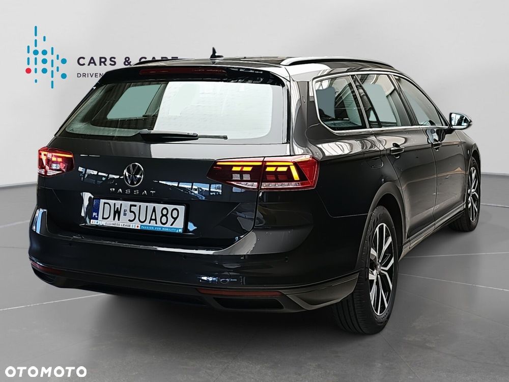 Volkswagen Passat - 7