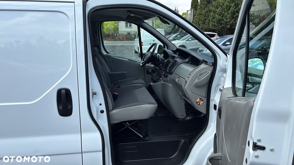 Opel Vivaro - 18