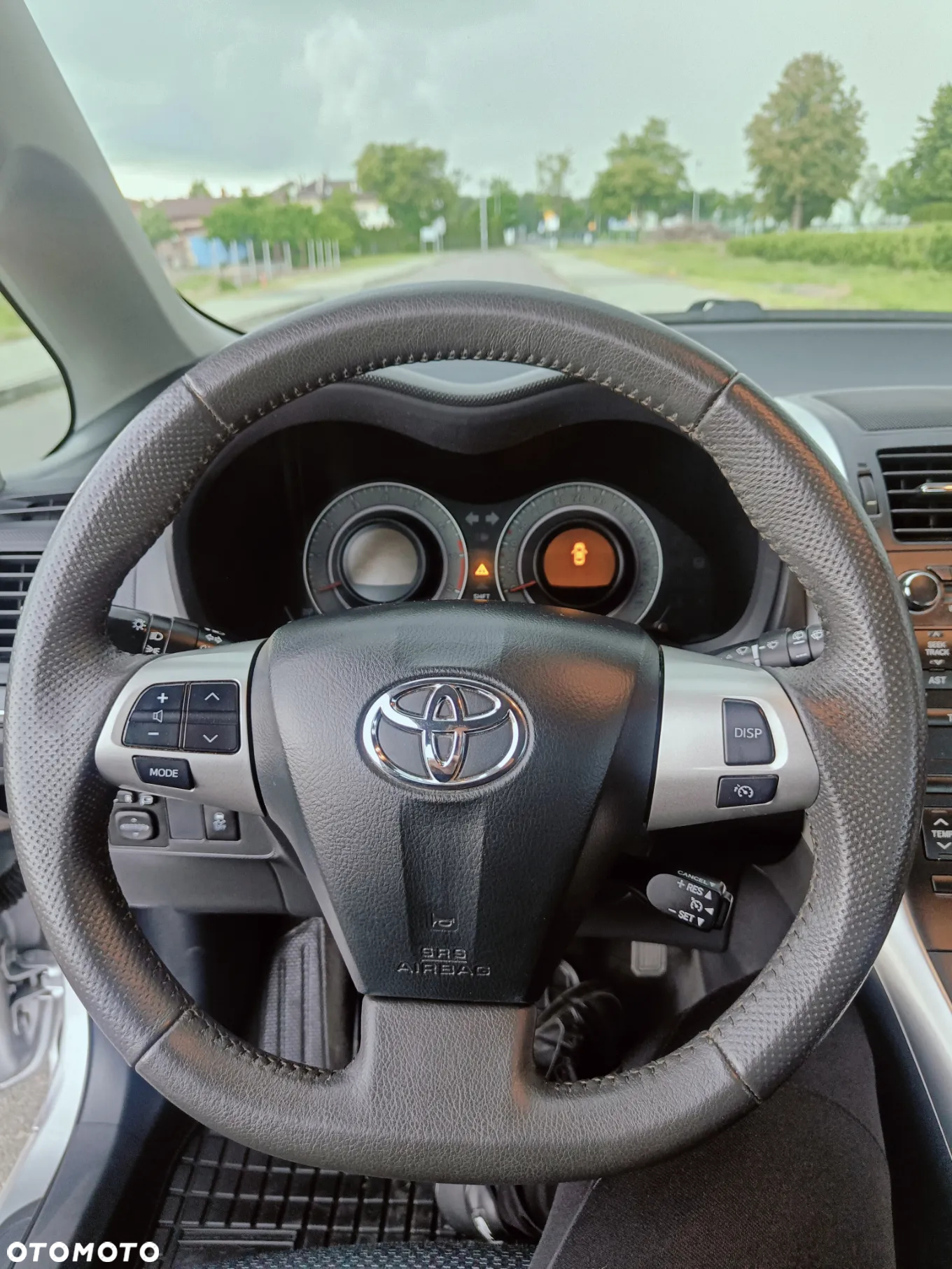 Toyota Auris 1.6 Luna - 30