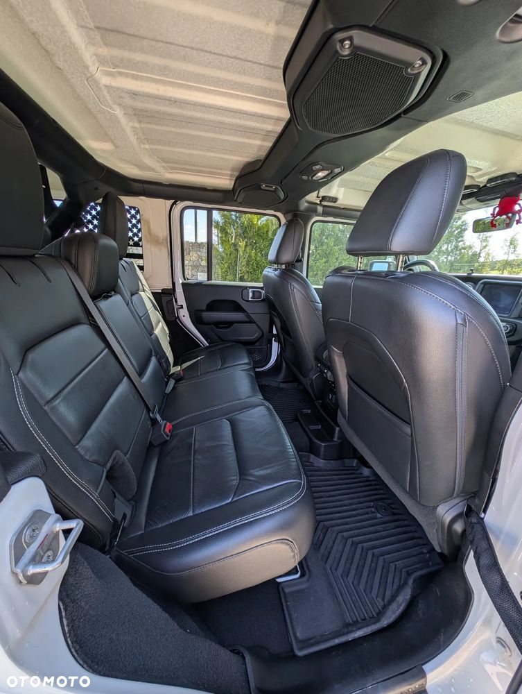Jeep Wrangler Unlimited Hard-Top 3.6 Automatik Sahara - 5