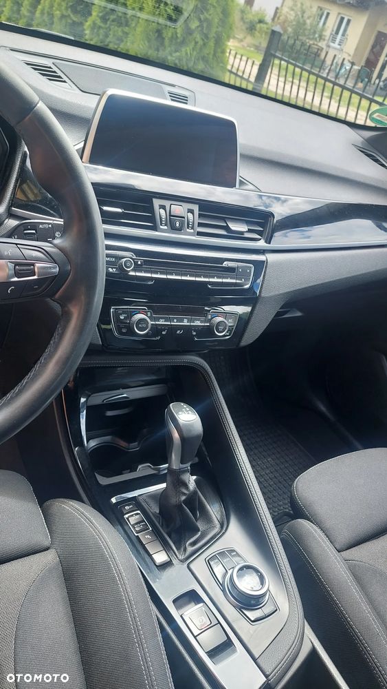 BMW X1 ver-sdrive18d-m-sport - 9