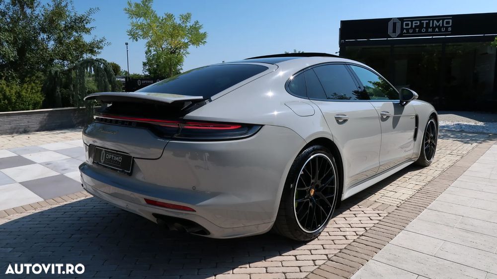 Porsche Panamera 4 E-Hybrid Platinum Edition - 7
