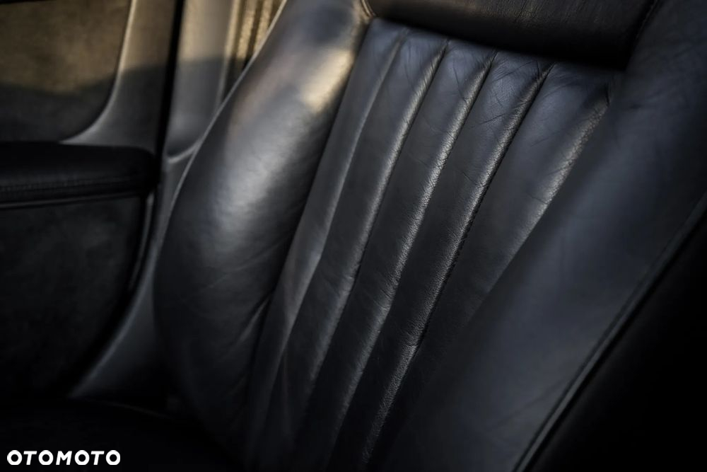 Audi A8 - 11