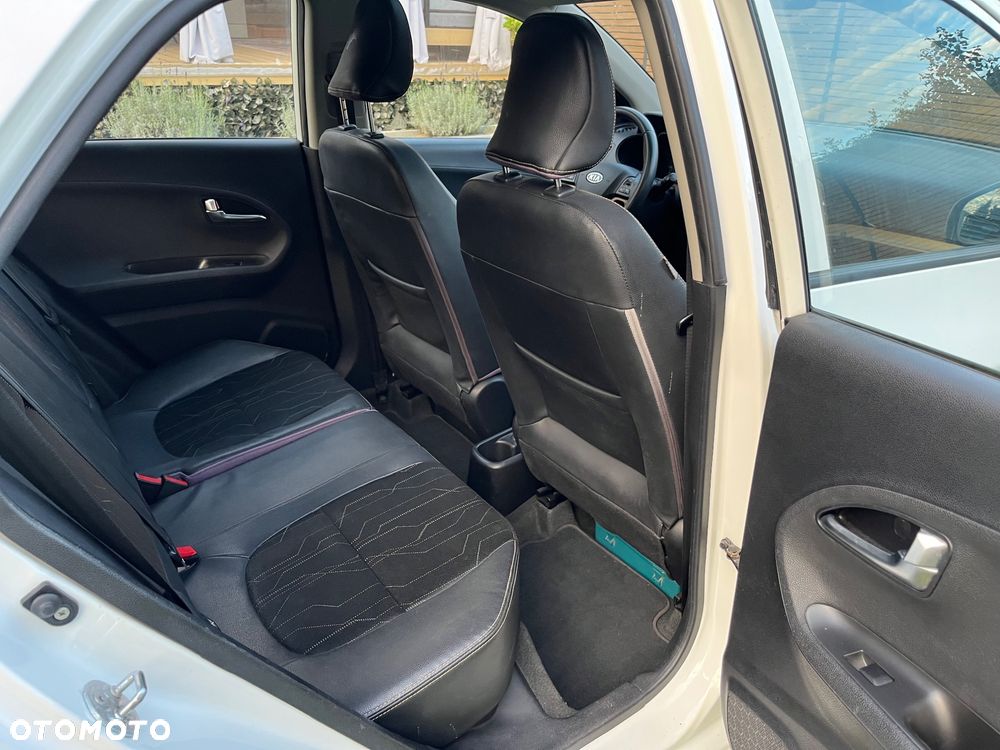 Kia Picanto 1.2 L - 11