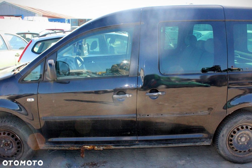 VW Caddy 2K 2005 1.9TDI BJB Kombivan (MASKA, ZDERZAK, LAMPA, BŁOTNIK, DRZWI, SZYBA, FOTEL) - 9