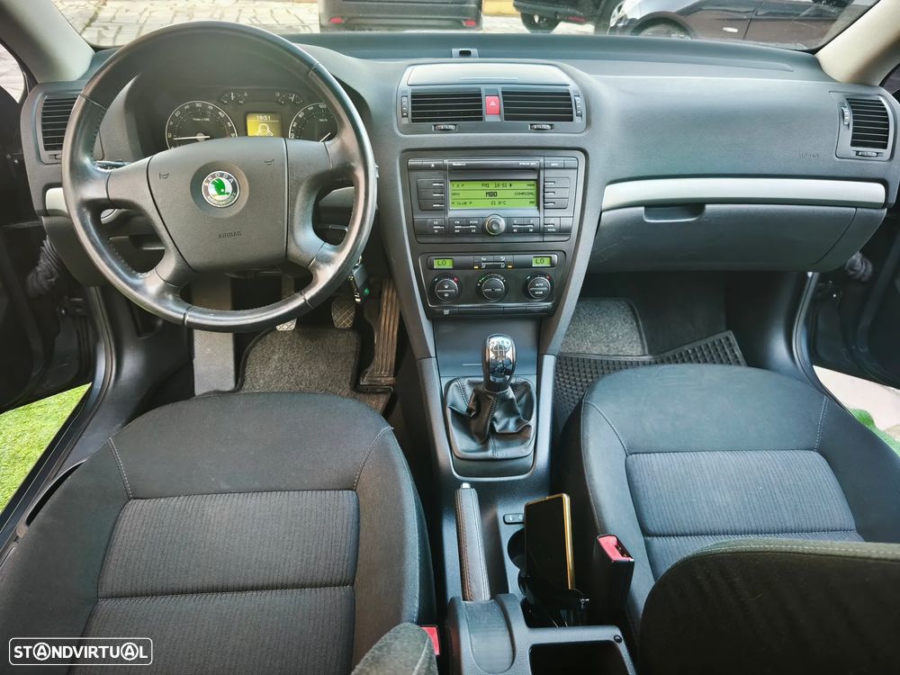 Skoda Octavia Break 1.9 TDi Sportline - 8