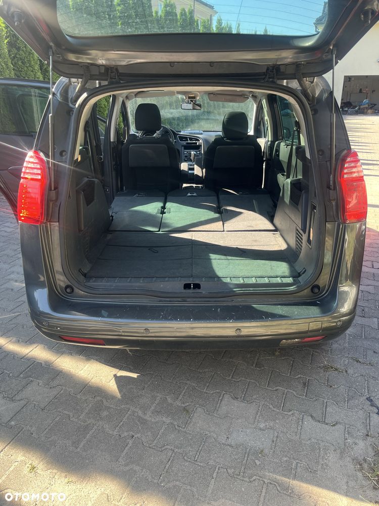 Peugeot 5008 - 5