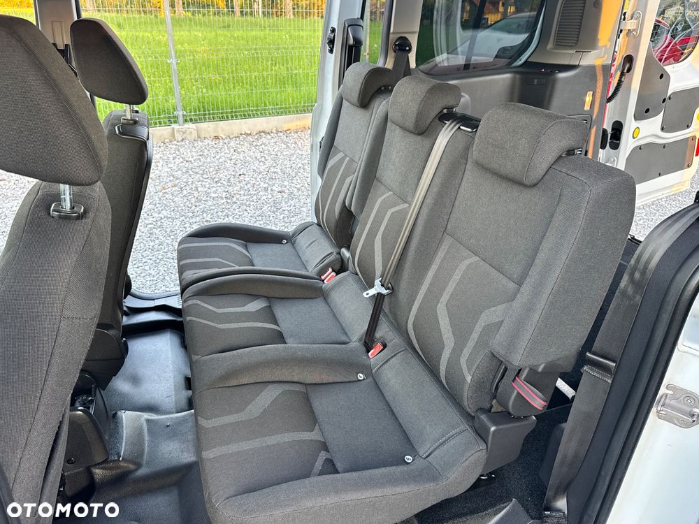 Ford Transit Connect - 37