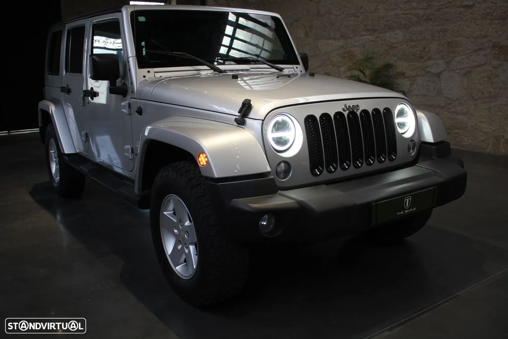 Jeep Wrangler 2.8 CRD ATX Sport - 8