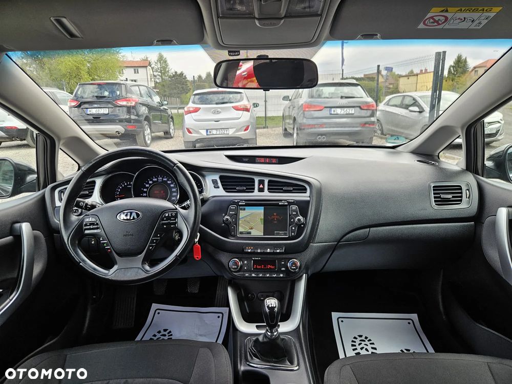 Kia Ceed 1.4 CVVT Dream Team Edition - 19