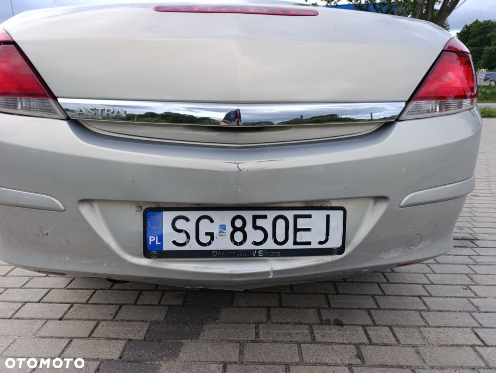 Opel Astra 2.0 T Cosmo - 18