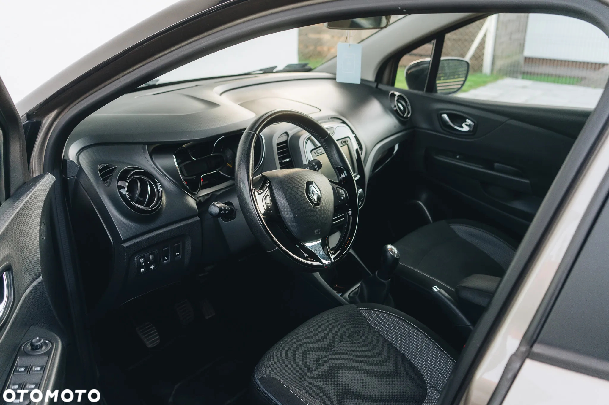 Renault Captur 1.5 dCi Energy Zen - 11