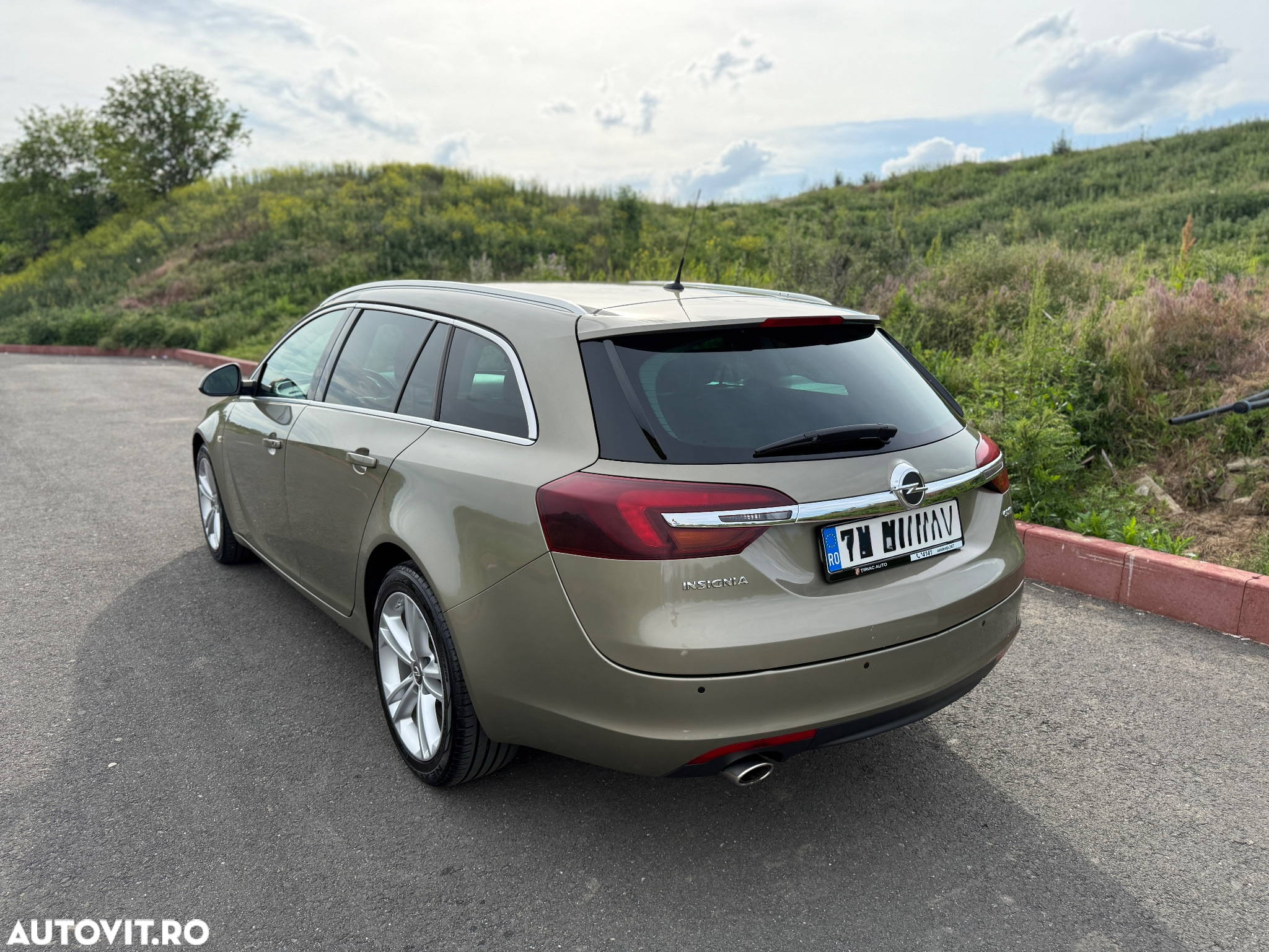 Opel Insignia Sport Tourer 2.0 CDTI Start/Stop - 4