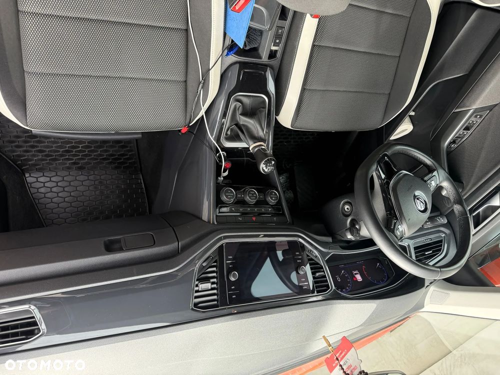 Volkswagen T-Roc 1.5 TSI GPF ACT Premium - 29