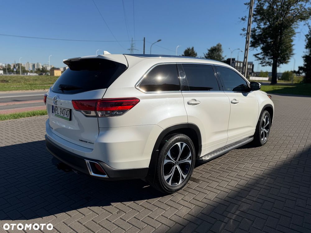 Toyota Highlander - 12