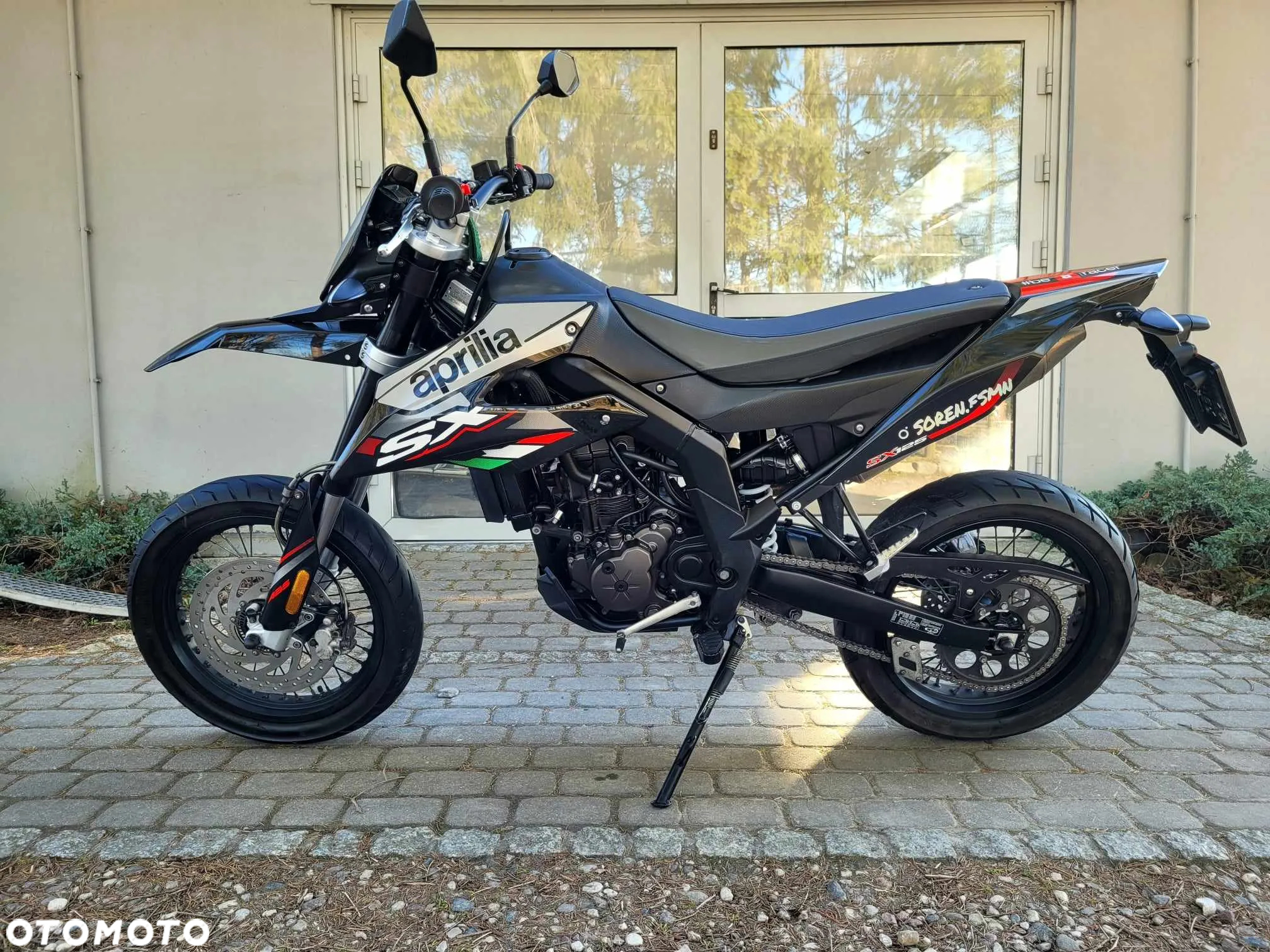 Aprilia SX - 16