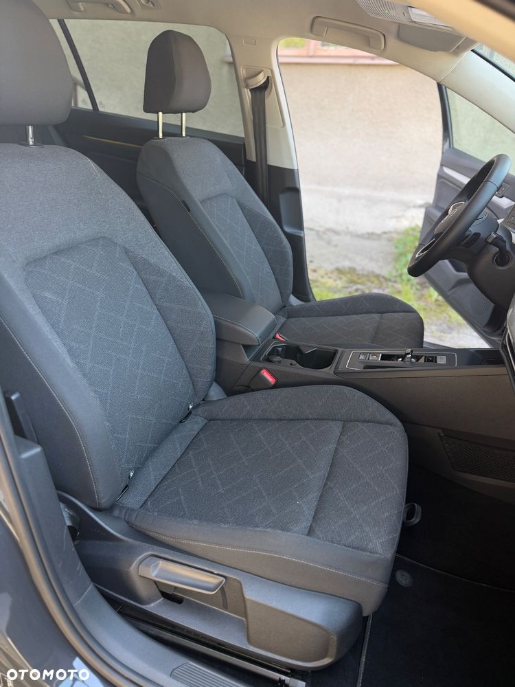 Volkswagen Golf Variant 2.0 TDI SCR DSG Life - 19