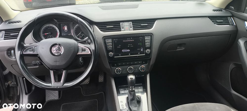 Skoda Octavia 2.0 TDI 4x4 DSG L&K - 18